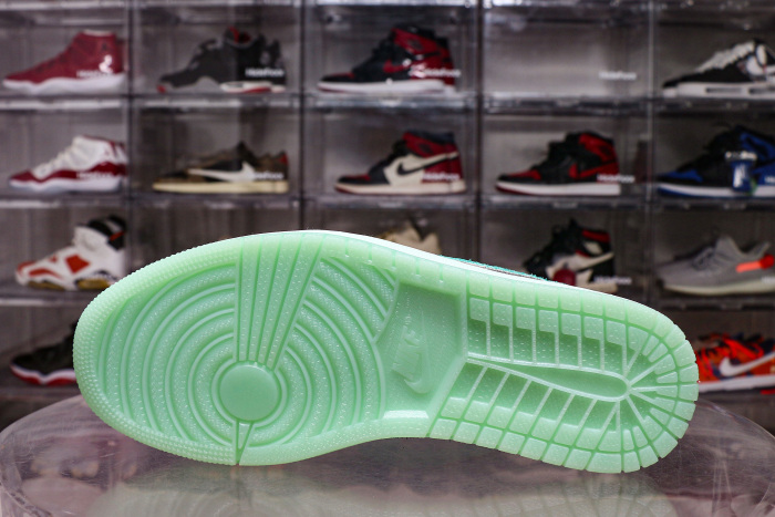 Air Jordan 1 Retro Low OG Washed Teal WMNS