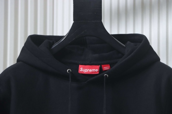 Suprem3 X  Swarovski Motion Logo Hooded Sweatshirt