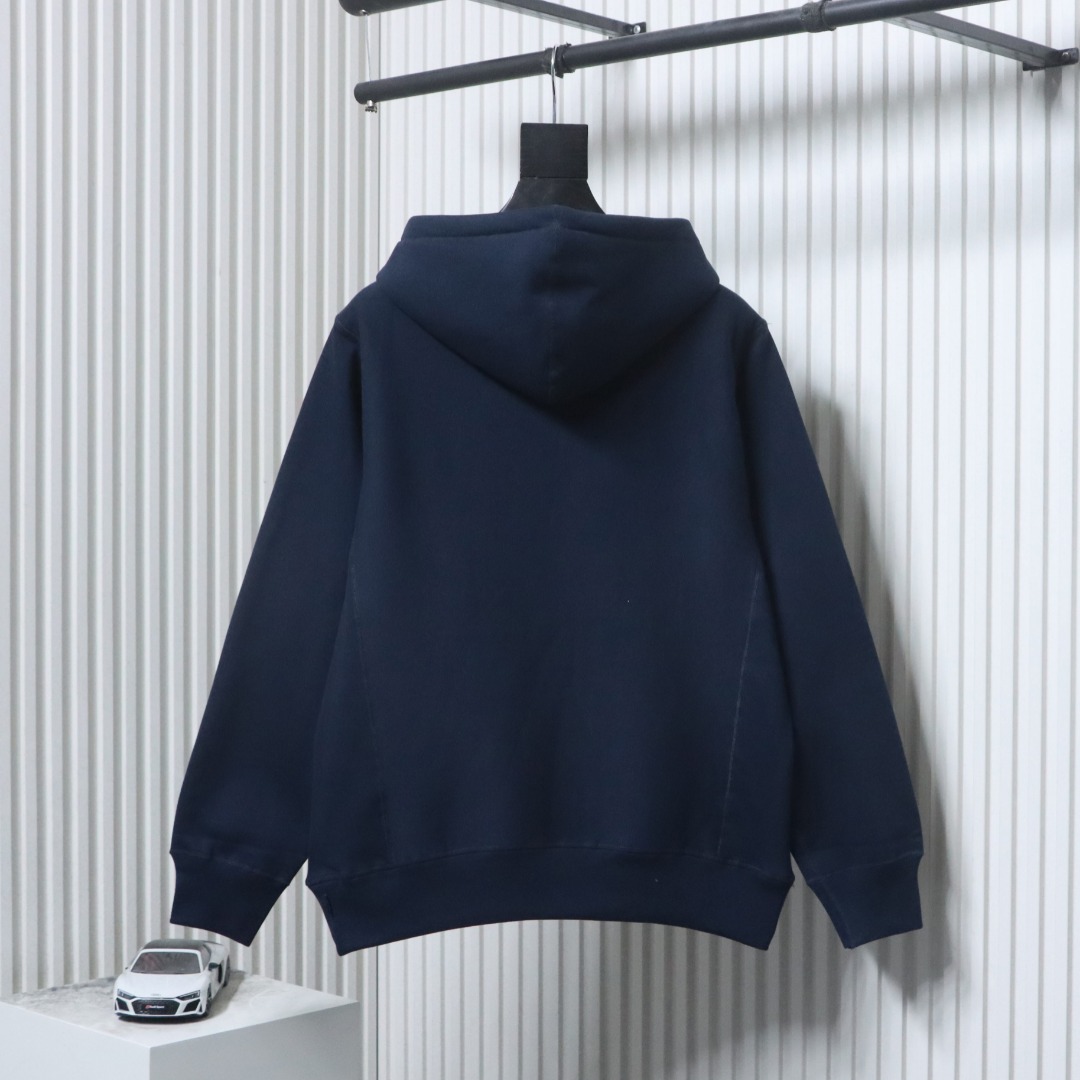 US$ 118.00 - Suprem3 X Swarovski Motion Logo Hooded Sweatshirt