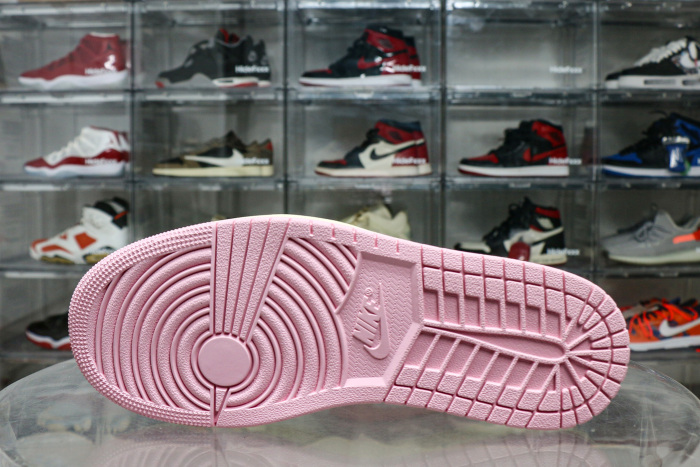 Travis Scott x Air Jordan 1 Low OG  Shy Pink Red  2025