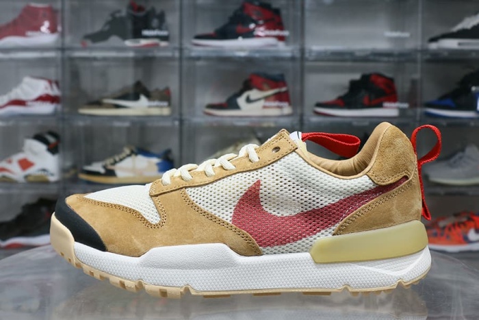 NikeCraft Mars Yard Shoe 3.0 Tom Sachs Space Camp 2025