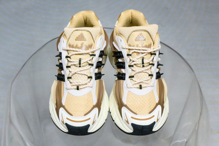 Pharrell x Virginia x Adidas Adistar Jellyfish  Brown