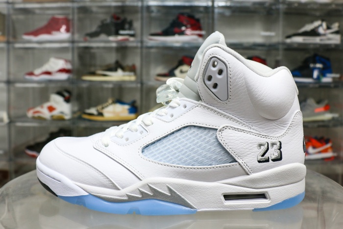 Jordan 5 Retro “Metallic White” 2025 ( A1)