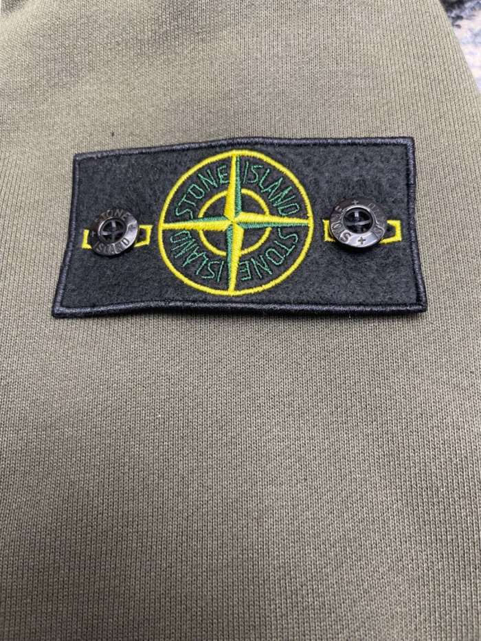 Stone Island Autumn/Winter Zip-Up Hoodie