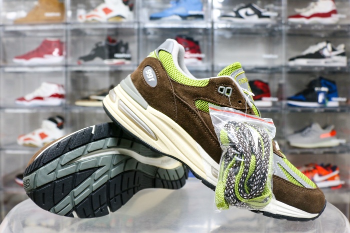 New Balance 991v2 MiUK Daniëlle Cathari x Kith Reverse Matcha