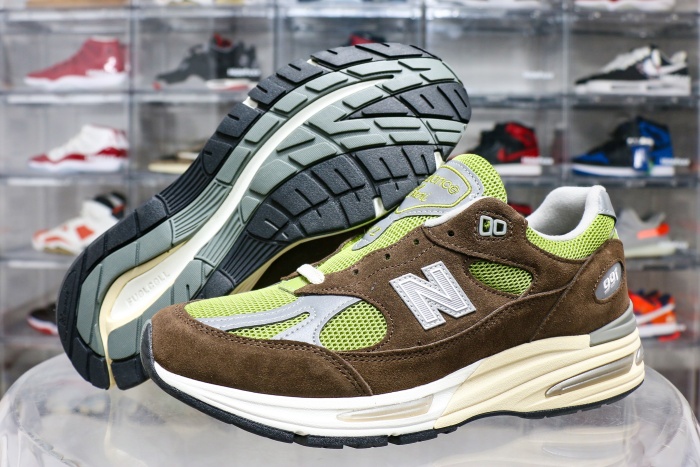 New Balance 991v2 MiUK Daniëlle Cathari x Kith Reverse Matcha