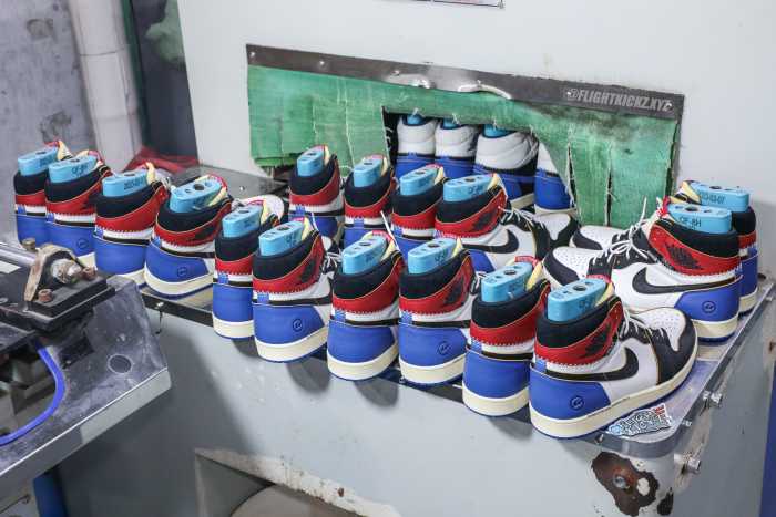 Fragment x Jordan 1 Retro High Union Los Angeles Blue Toe 2026（A1）