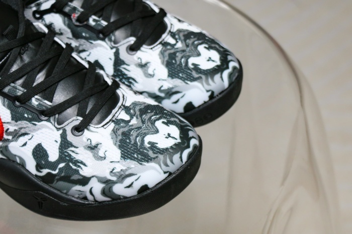 Nike Kobe 8 Protro Black Red Year Horse