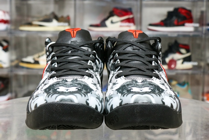 Nike Kobe 8 Protro Black Red Year Horse