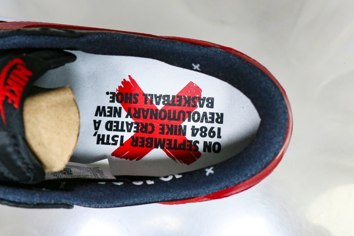 Air Jordan 1 Low OG “Banned” 2026