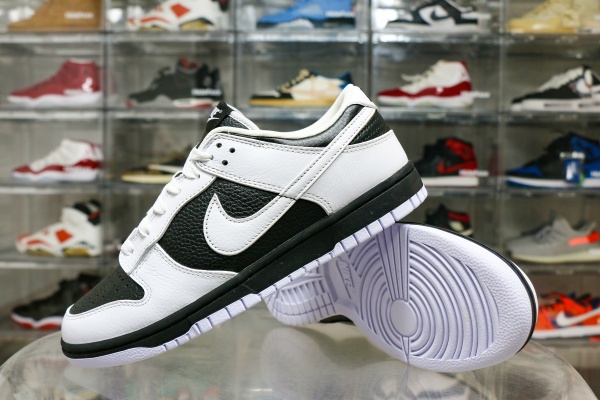 Nike Dunk Low GS Reverse Panda