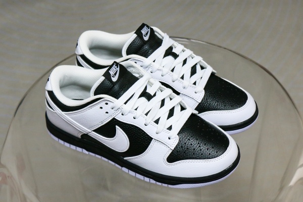 Nike Dunk Low GS Reverse Panda