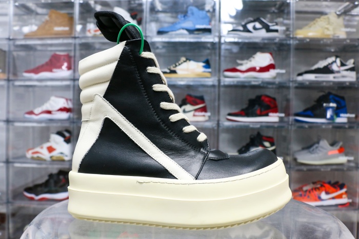 R!ck Owens Mega Bumper Geobasket Black Milk