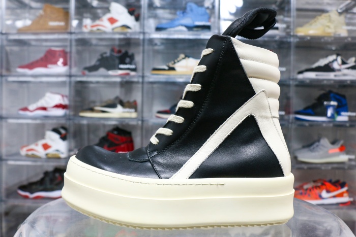 R!ck Owens Mega Bumper Geobasket Black Milk