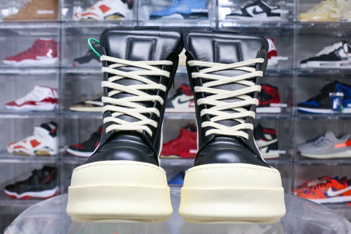 R!ck Owens Mega Bumper Geobasket Black Milk