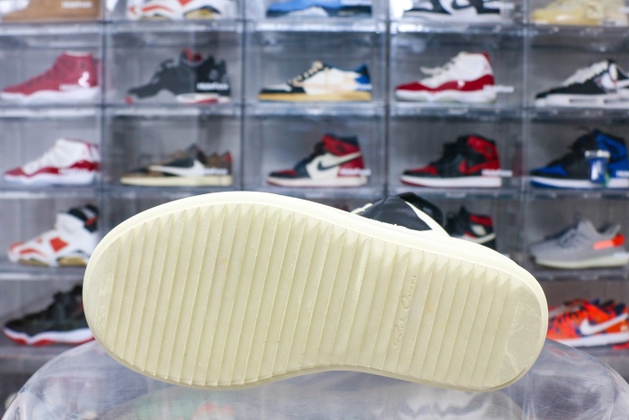 R!ck Owens Mega Bumper Geobasket Black Milk