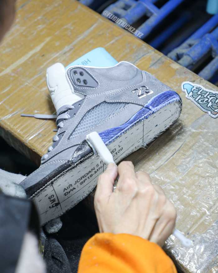 US Warehouse: Air Jordan 5 Retro Wolf Grey 2026 (A1)