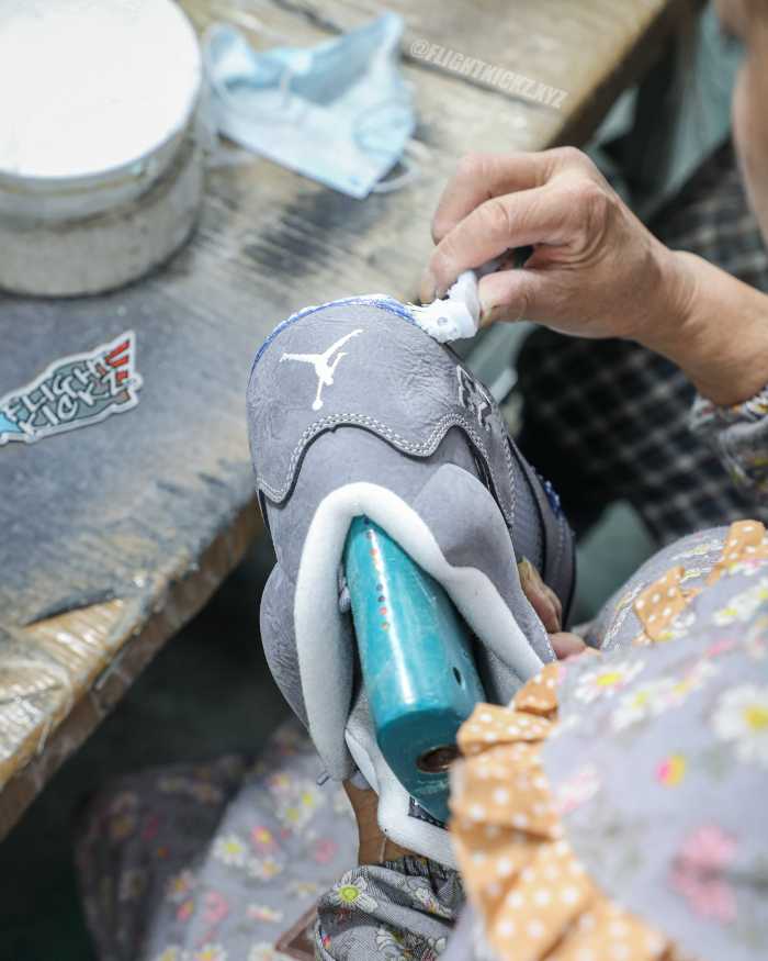 US Warehouse: Air Jordan 5 Retro Wolf Grey 2026 (A1)