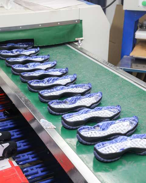 US Warehouse: Air Jordan 11 Retro Gamma Blue 2025 (A1)