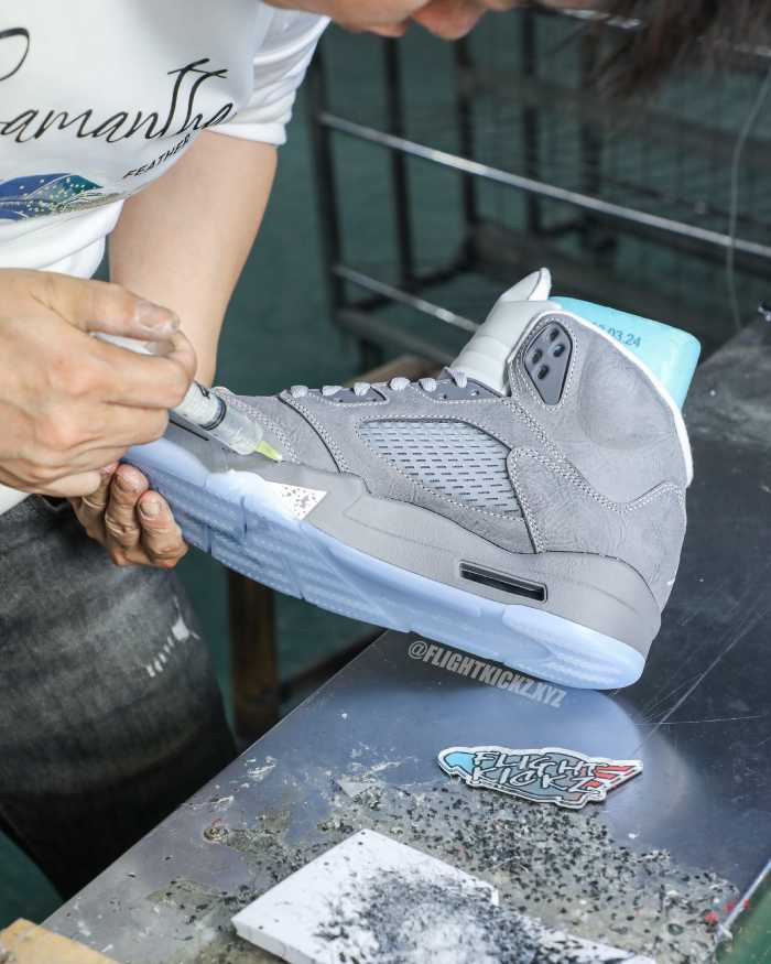 US Warehouse: Air Jordan 5 Retro Wolf Grey 2026 (A1)