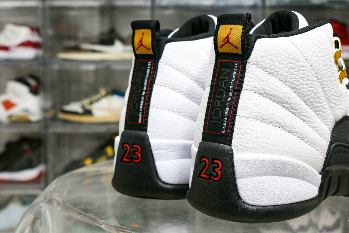 US Warehouse : Air Jordan 12 Retro Taxi 2025 ( A1)