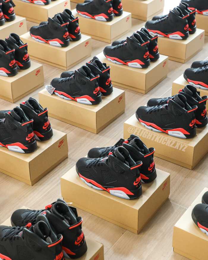 Air Jordan 6 Reverse Saleman Reverse Infrared 2026 (A1)