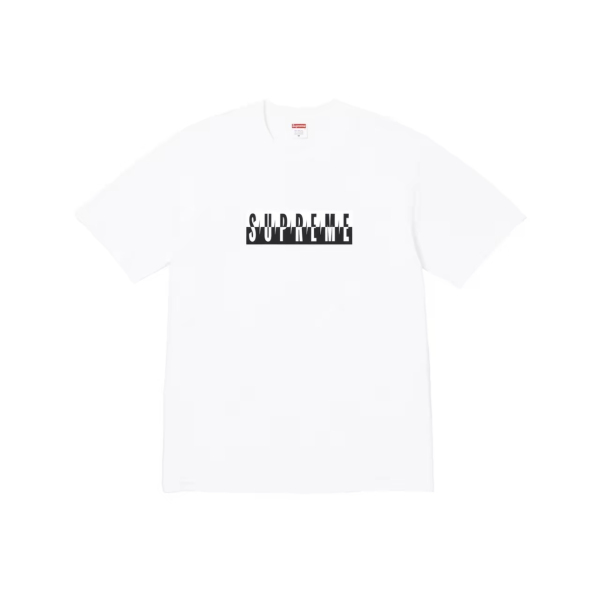 Supreme Logo Print T‑Shirt