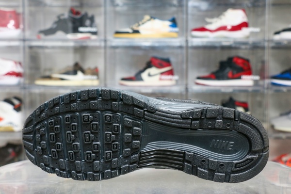 Nike P-6000 Premium Triple Black