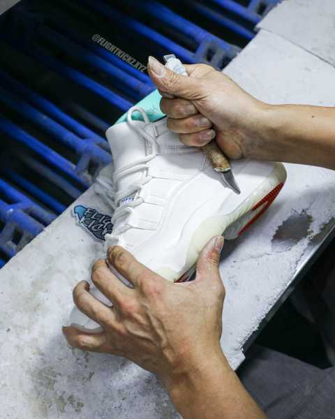Air Jordan 11 Retro '285'