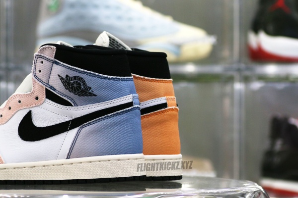 Air Jordan 1 Retro High OG  Skyline