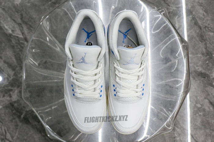 Air Jordan 3 Retro Lucky Shorts 2025