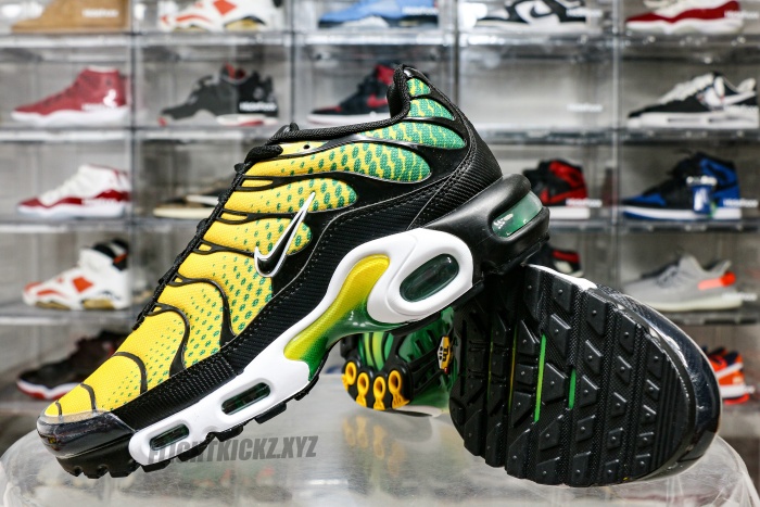Nike Air Max Plus Varsity Maize Pine Green