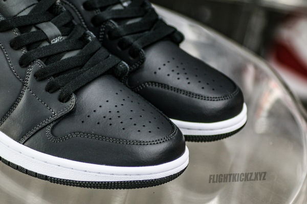 Air Jordan 1 Low SE Black Elephant