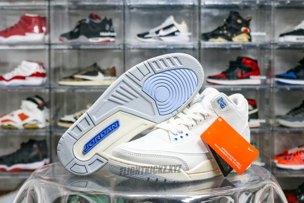 Air Jordan 3 Retro Lucky Shorts 2025