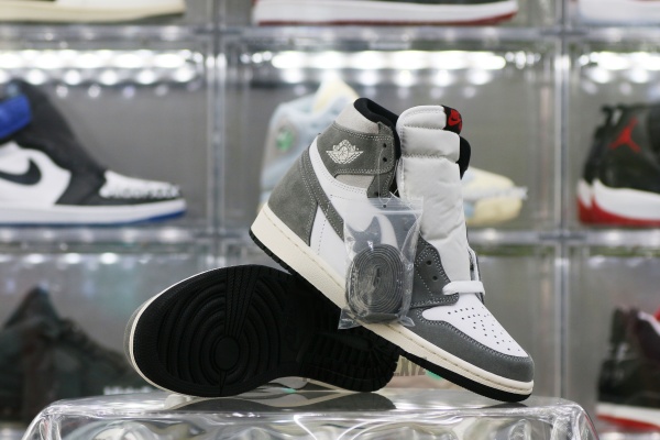 Air Jordan 1 Retro High OG “Washed Heritage” 2023