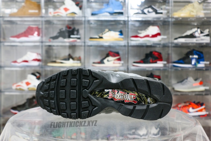 Nike Air Max Muscle 95 Yu-Gi-Oh! Jonouchi (with Promo Card)