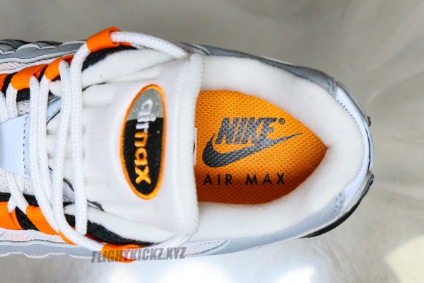 Nike Air Max 95 OG Big Bubble Bright Mandarin 2.0 (2025)