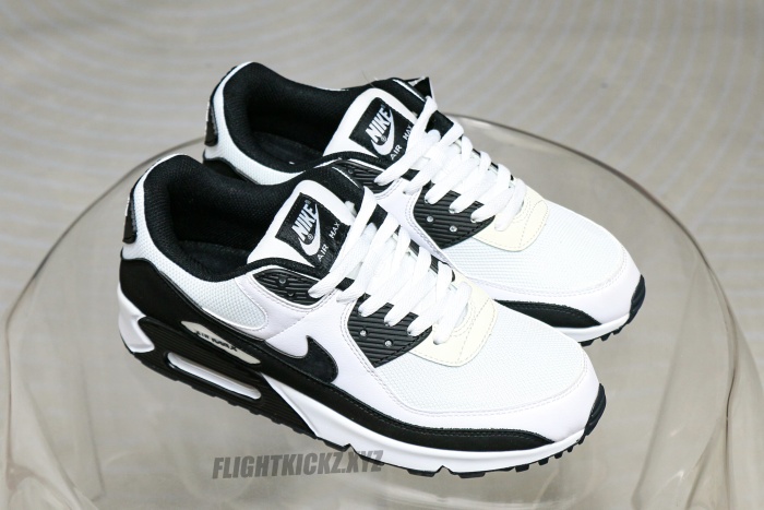 Nike Air Max 90 Panda