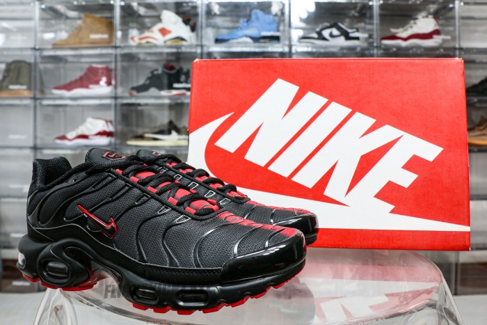 Air Max Plus Sith Lightsaber