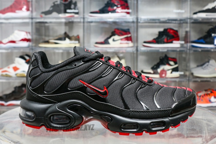 Air Max Plus Sith Lightsaber