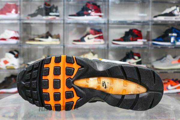 Nike Air Max 95 OG Big Bubble Bright Mandarin 2.0 (2025)