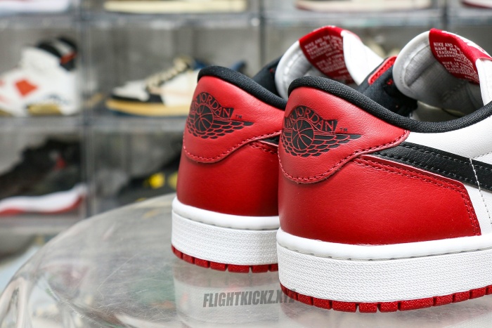 Air Jordan 1 Low OG “Chicago” 2025 (A1)