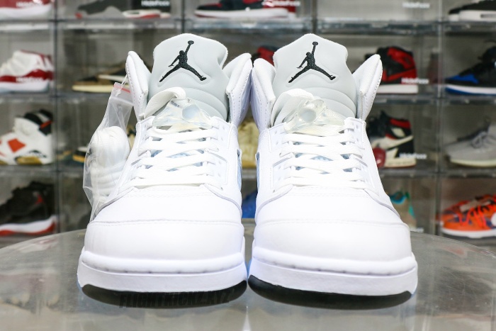 US Warehouse : Air Jordan 5 Retro “Metallic White” 2026 ( A1)