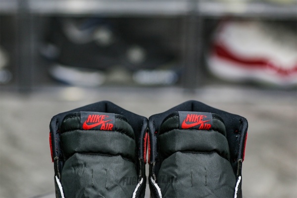 Air Jordan 1  Retro High OG Black Toe Reimagined（A1）