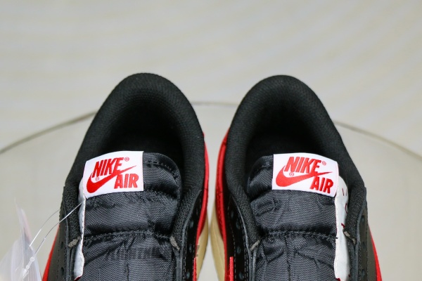 Travis Scott x Air Jordan 1 Low  Bred Concept
