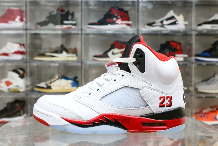 Air Jordan 5 Fire Red Black Tongue 2025 GS（A1）