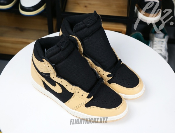 Air Jordan 1 Retro High OG 'Heirloom' 2022
