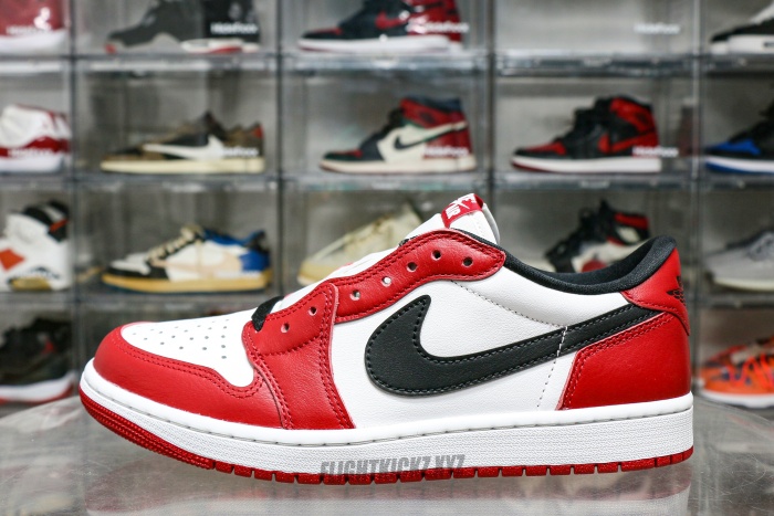 Air Jordan 1 Low OG “Chicago” 2025 (A1)