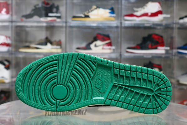 Travis Scott x Air Jordan 1 Low Pine Green Concept