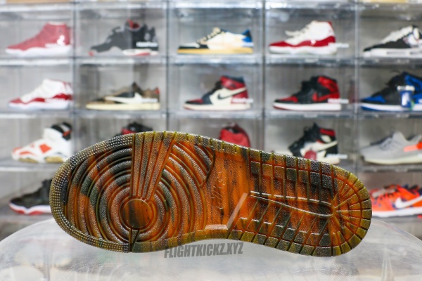Air Jordan 1 Retro Low OG Xuanwu Year of the Snake